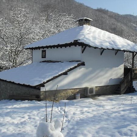 Къща Балканец Balkanets (Lovech) Eksteriør billede